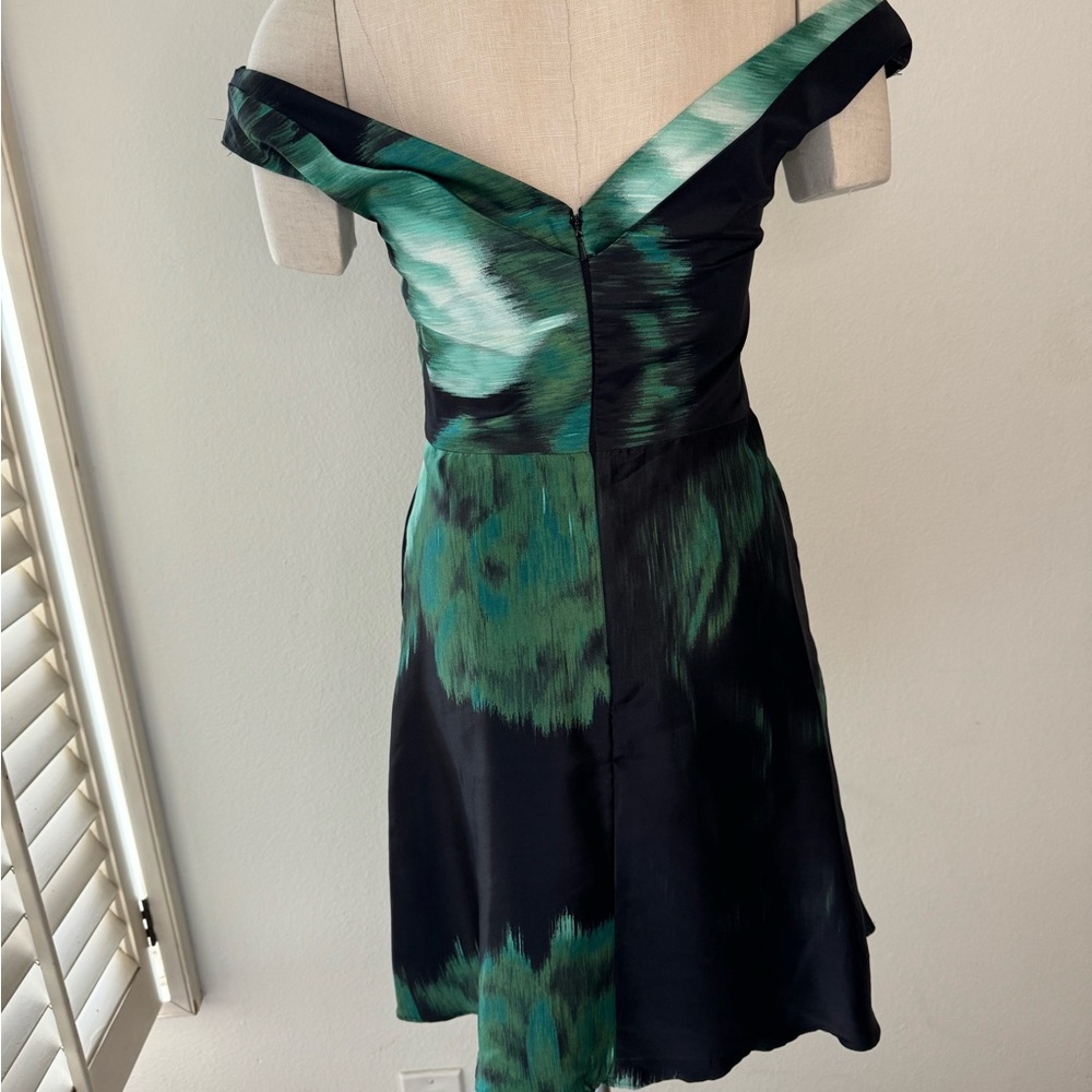 Stunning mini dress by Lela Rose collection - Picture 4 of 5